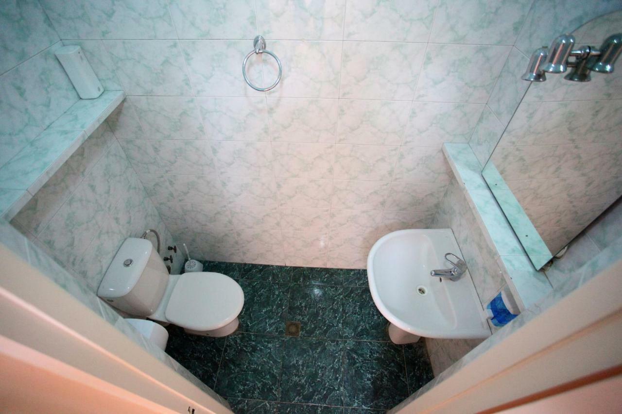 M42 Hostel Tiflis Exterior foto