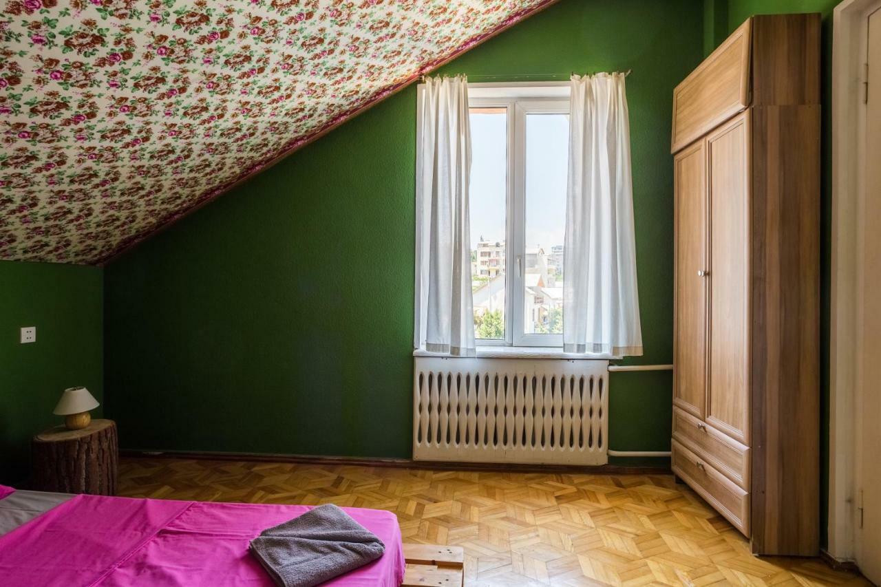 M42 Hostel Tiflis Exterior foto